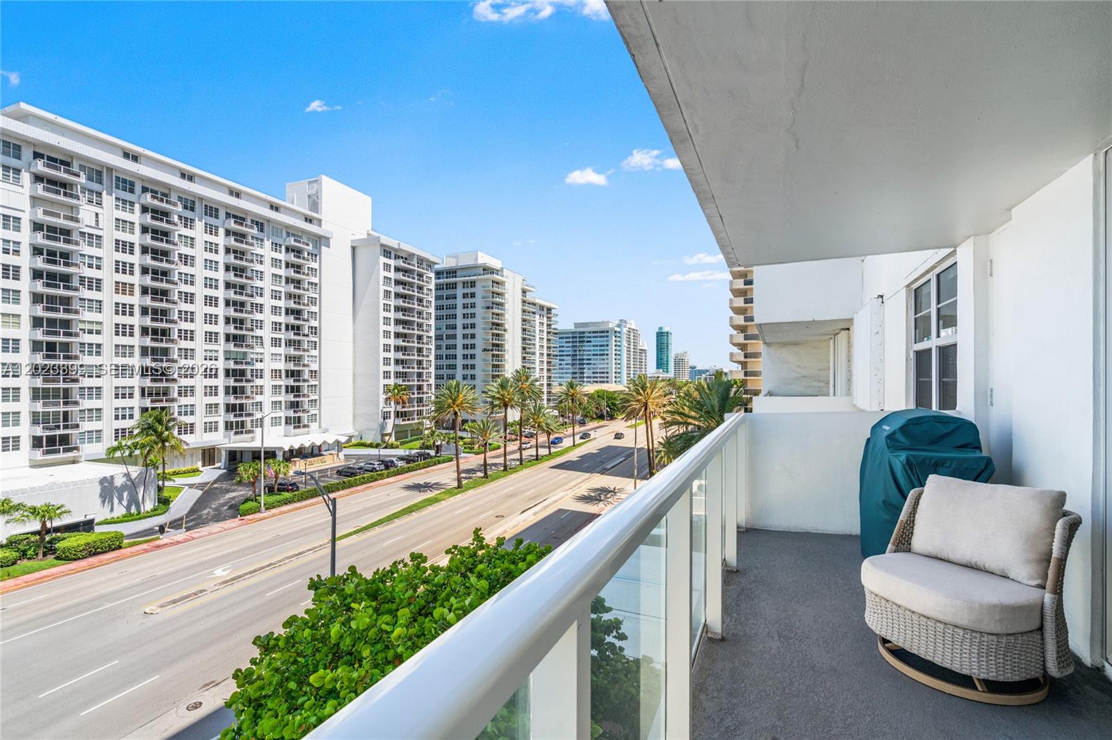 5701 Collins Ave # 503