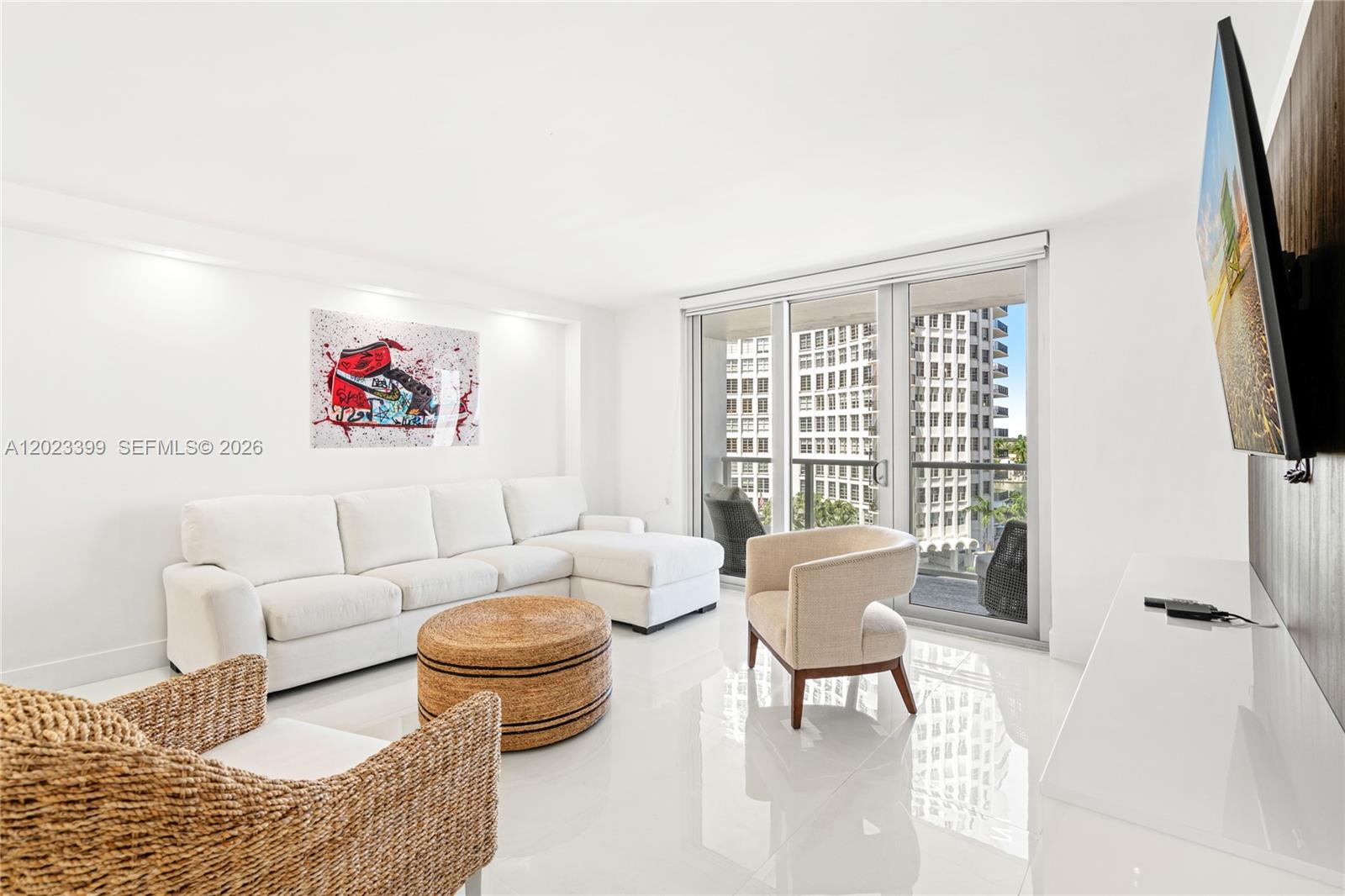 5701 Collins Ave # 503