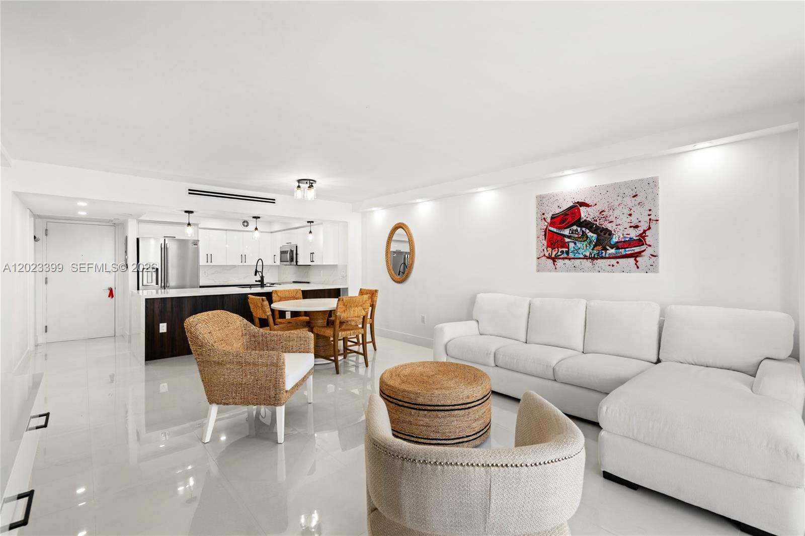 5701 Collins Ave # 503