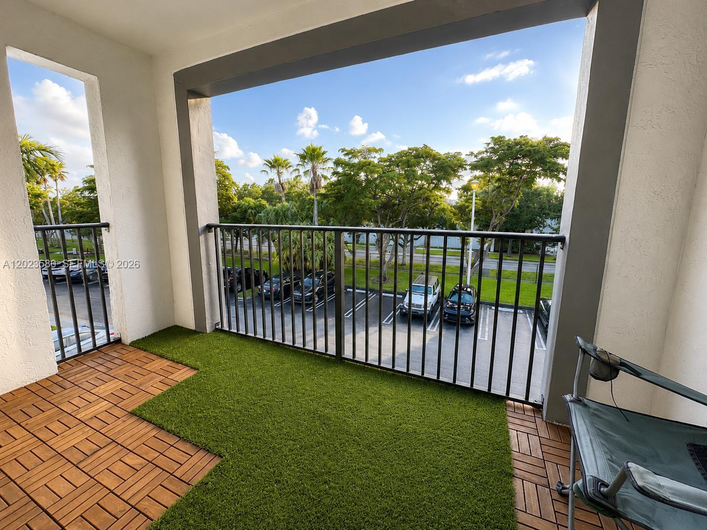 4420 NW 107th Ave # 303