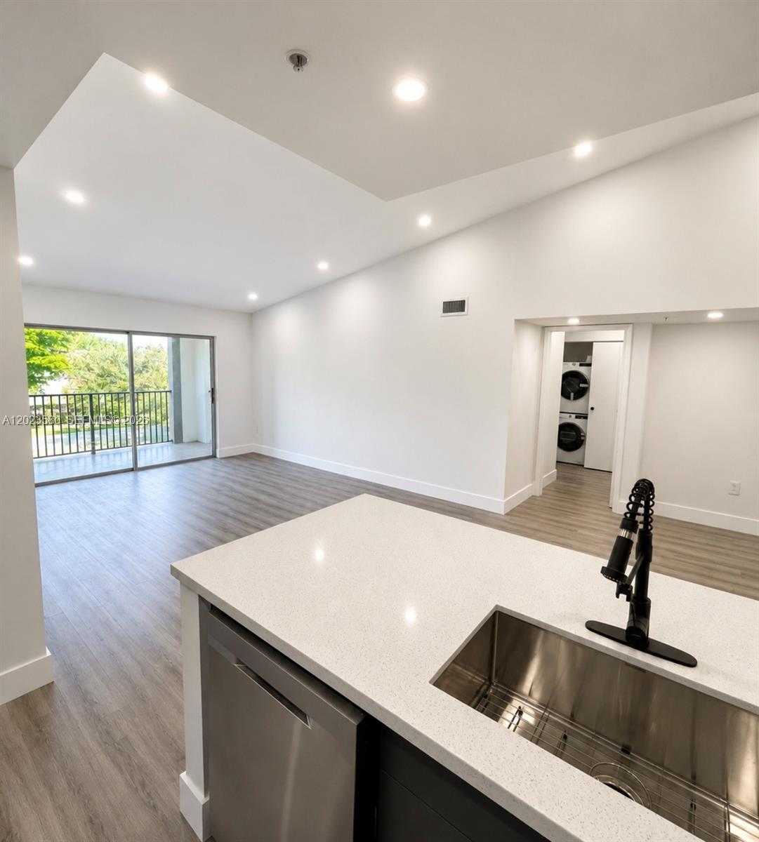 4420 NW 107th Ave # 303