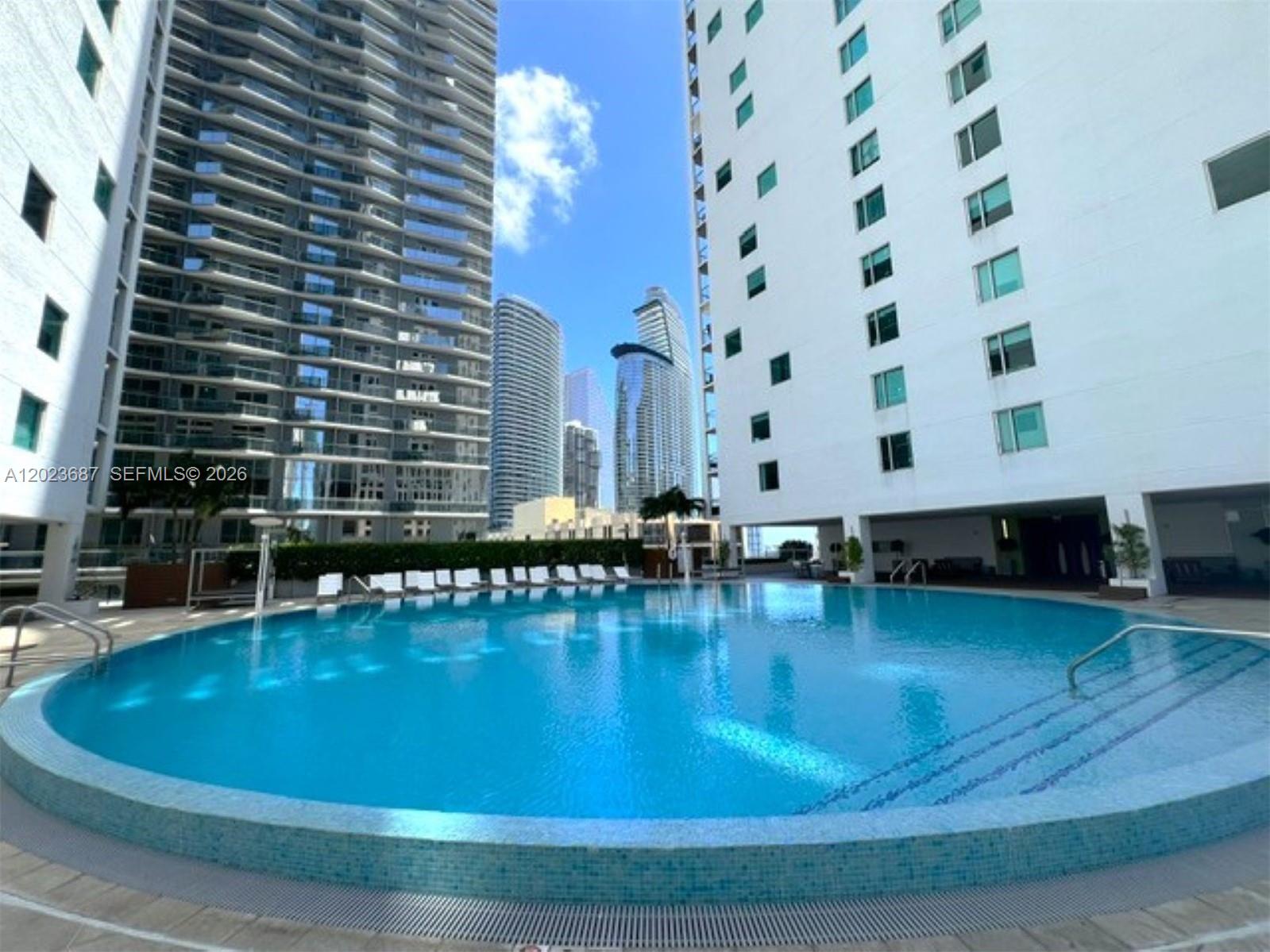 55 SE 6th St # 1506