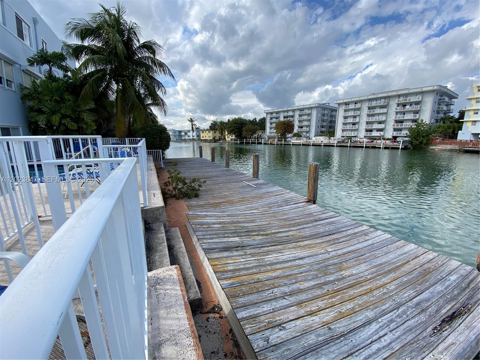 1185 Marseille Dr # 103