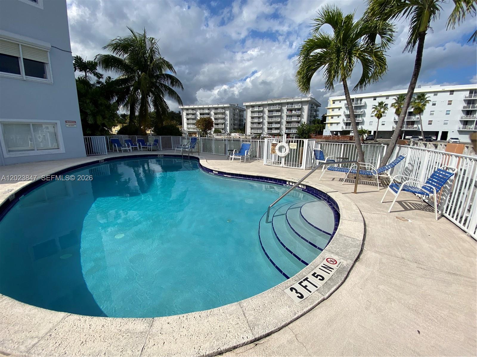 1185 Marseille Dr # 103