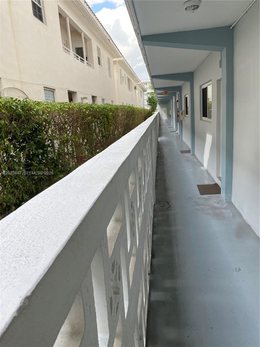 1185 Marseille Dr # 103
