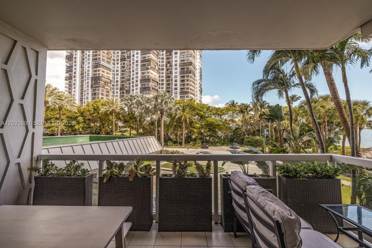 2451 Brickell Ave # 2E