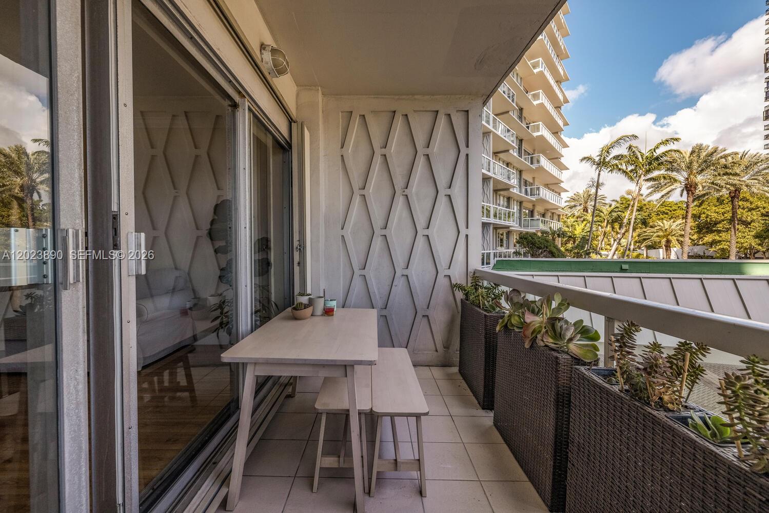 2451 Brickell Ave # 2E