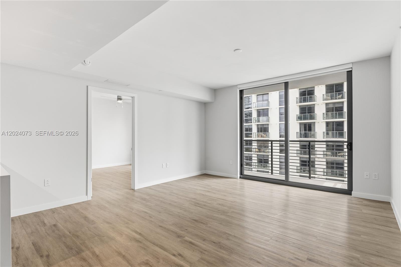697 N Miami Ave Unit: 1810