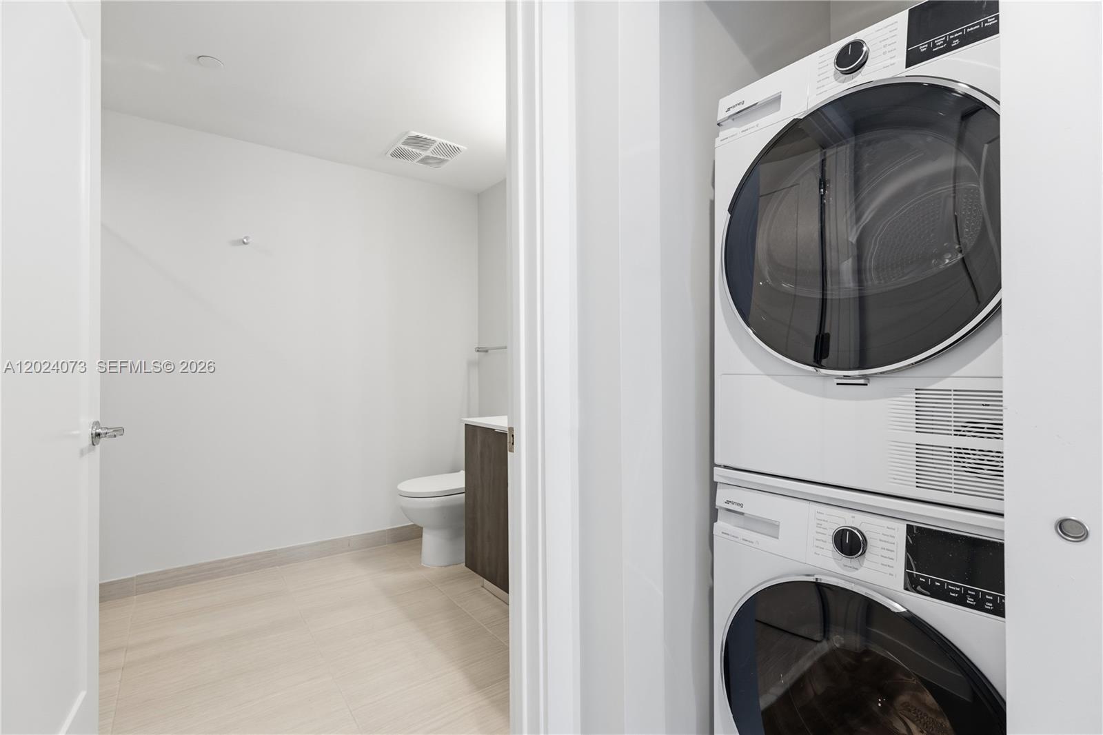 697 N Miami Ave Unit: 1810