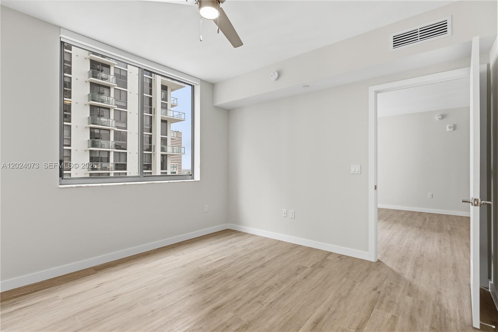 697 N Miami Ave Unit: 1810