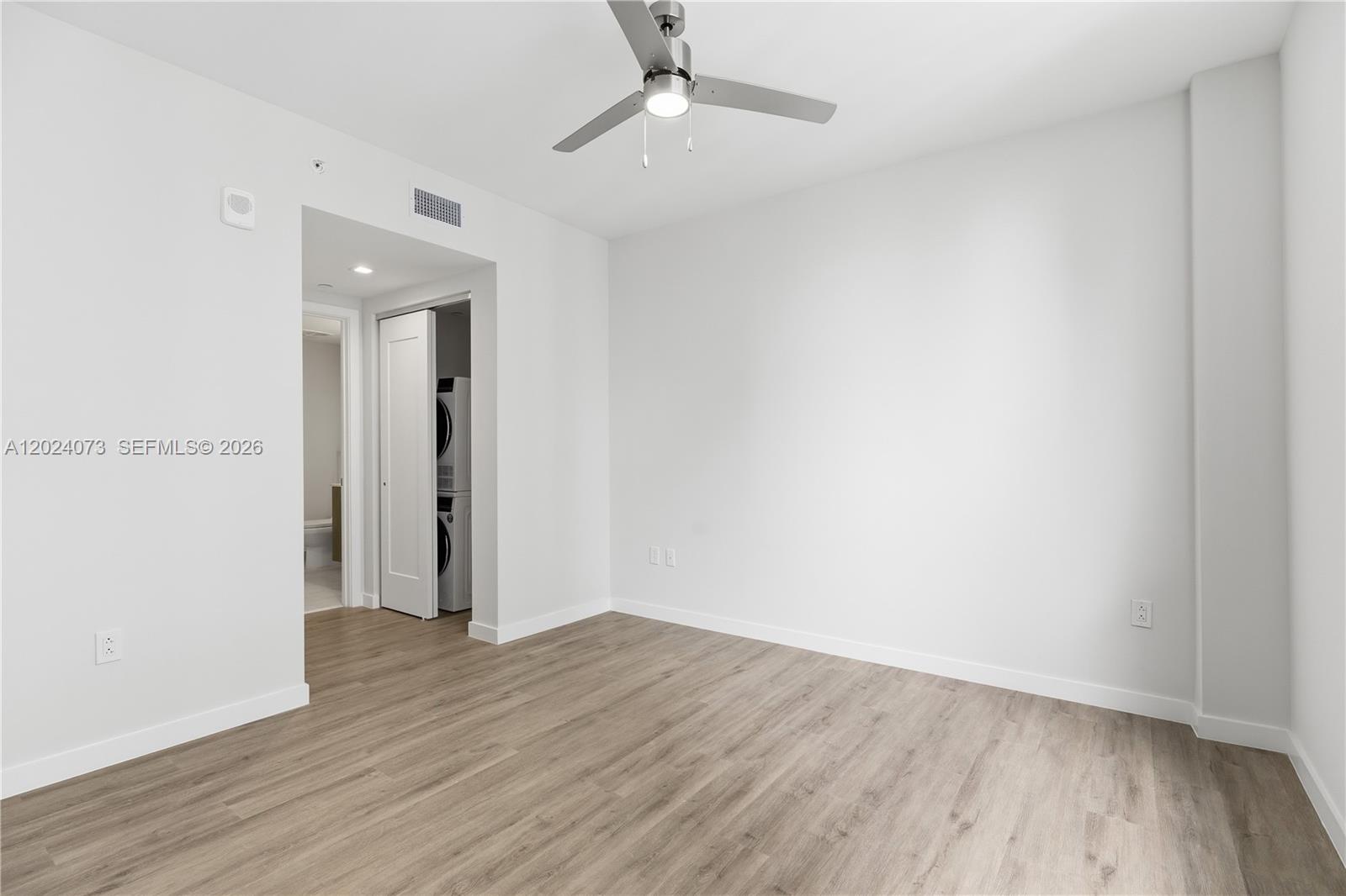 697 N Miami Ave Unit: 1810