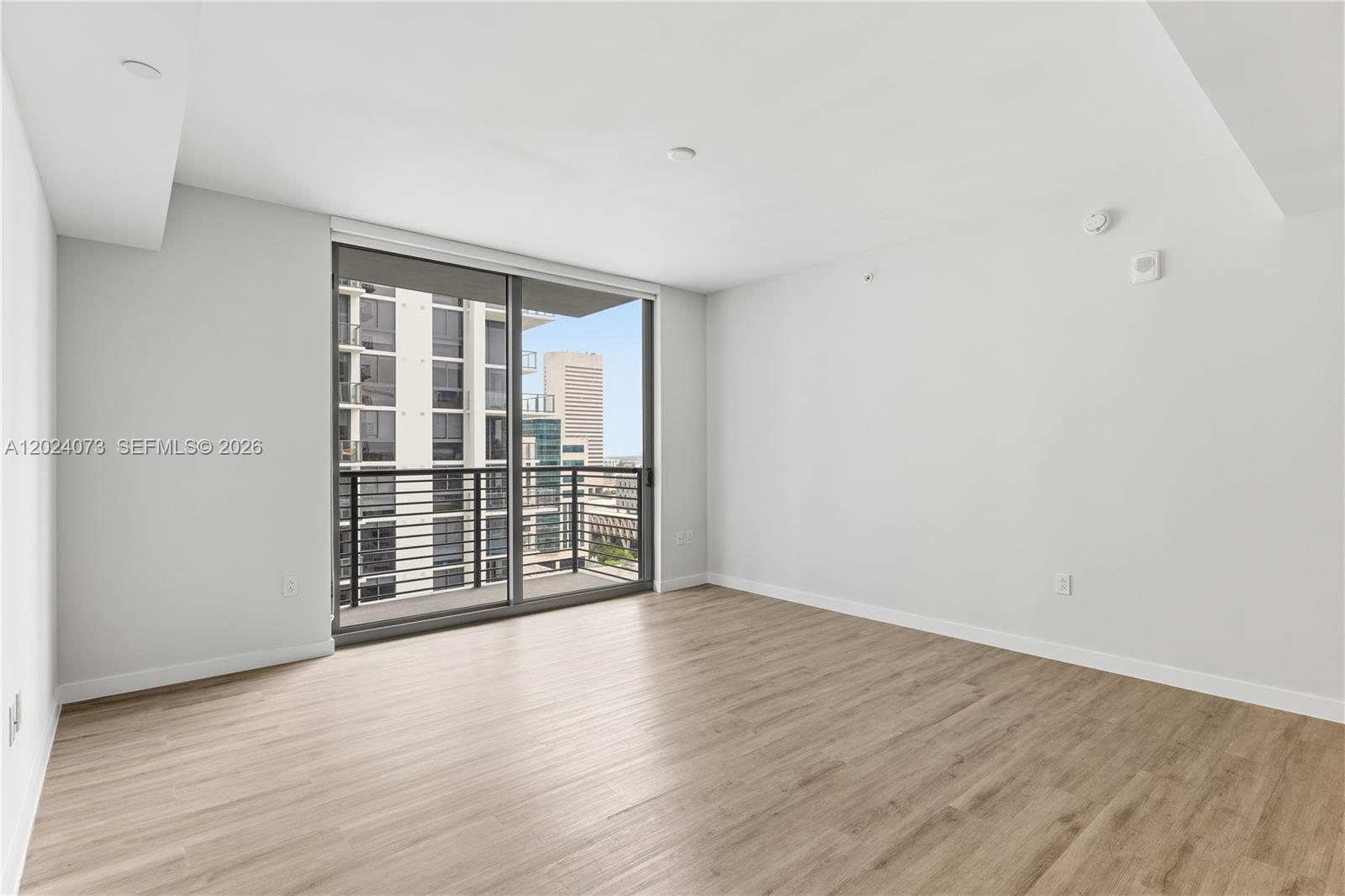 697 N Miami Ave Unit: 1810
