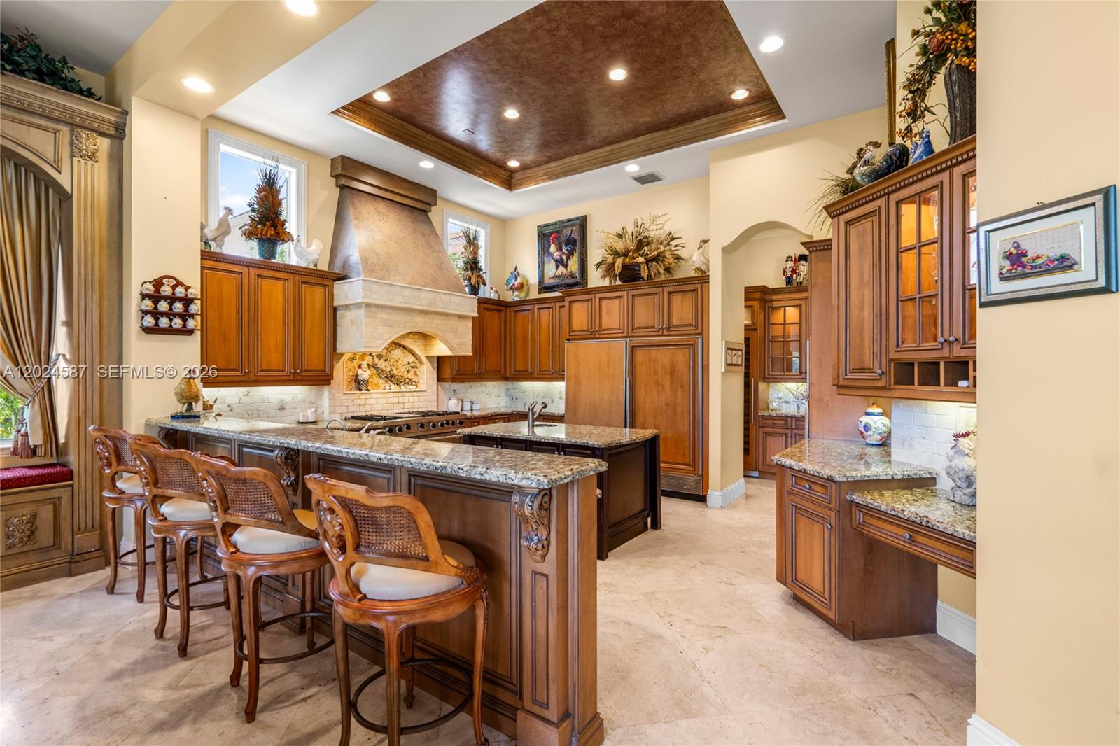 832 Harbour Isle Place