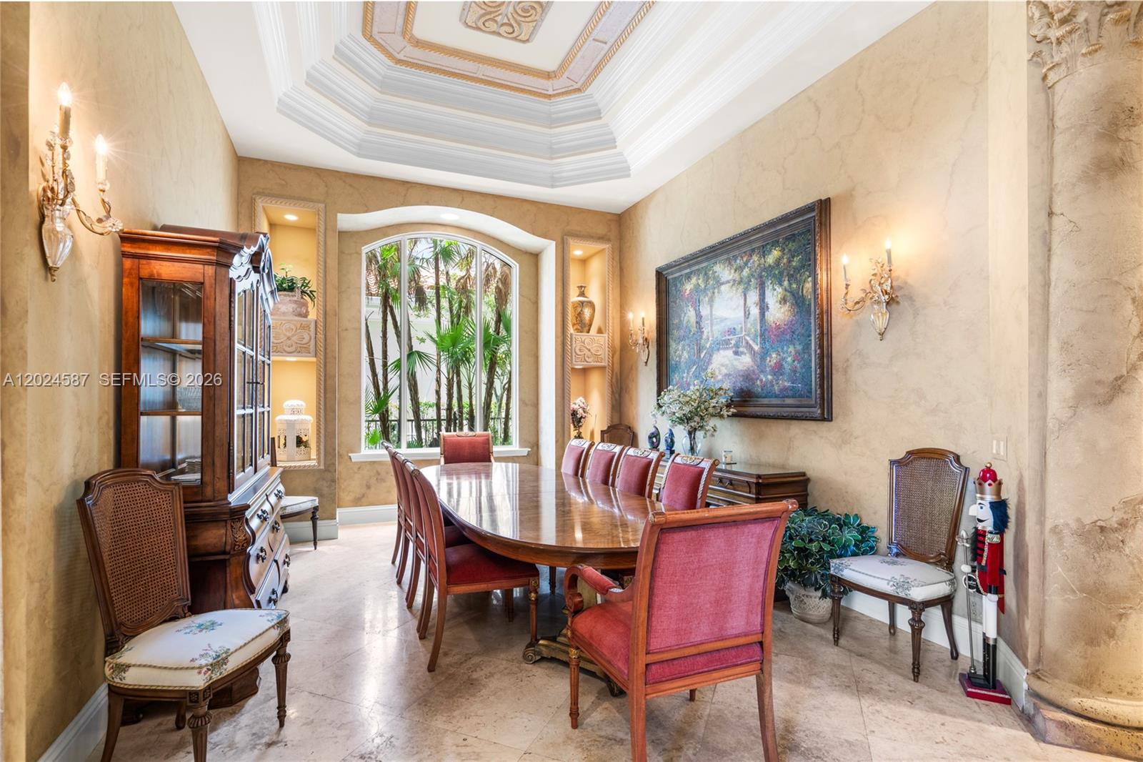 832 Harbour Isle Place