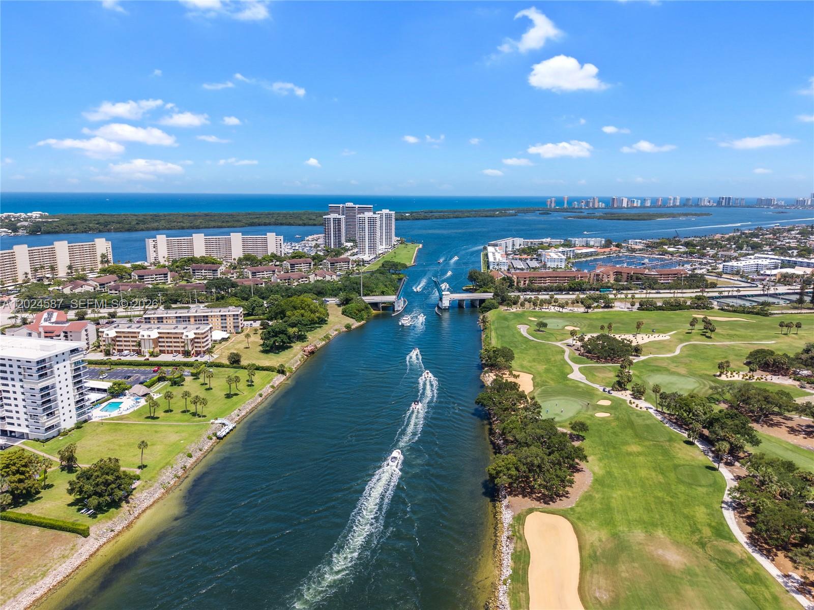 832 Harbour Isle Place