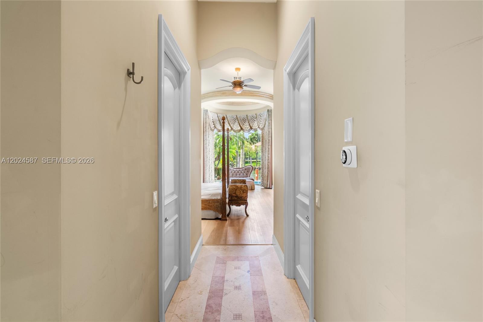 832 Harbour Isle Place