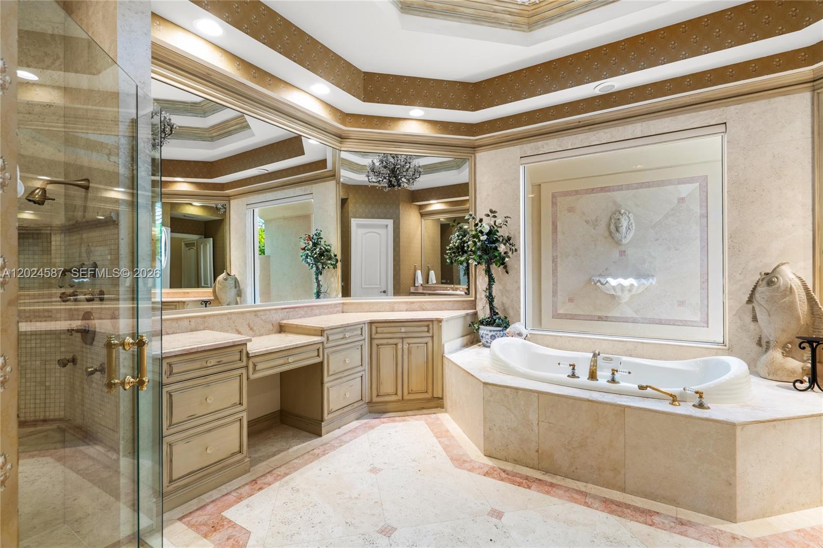 832 Harbour Isle Place