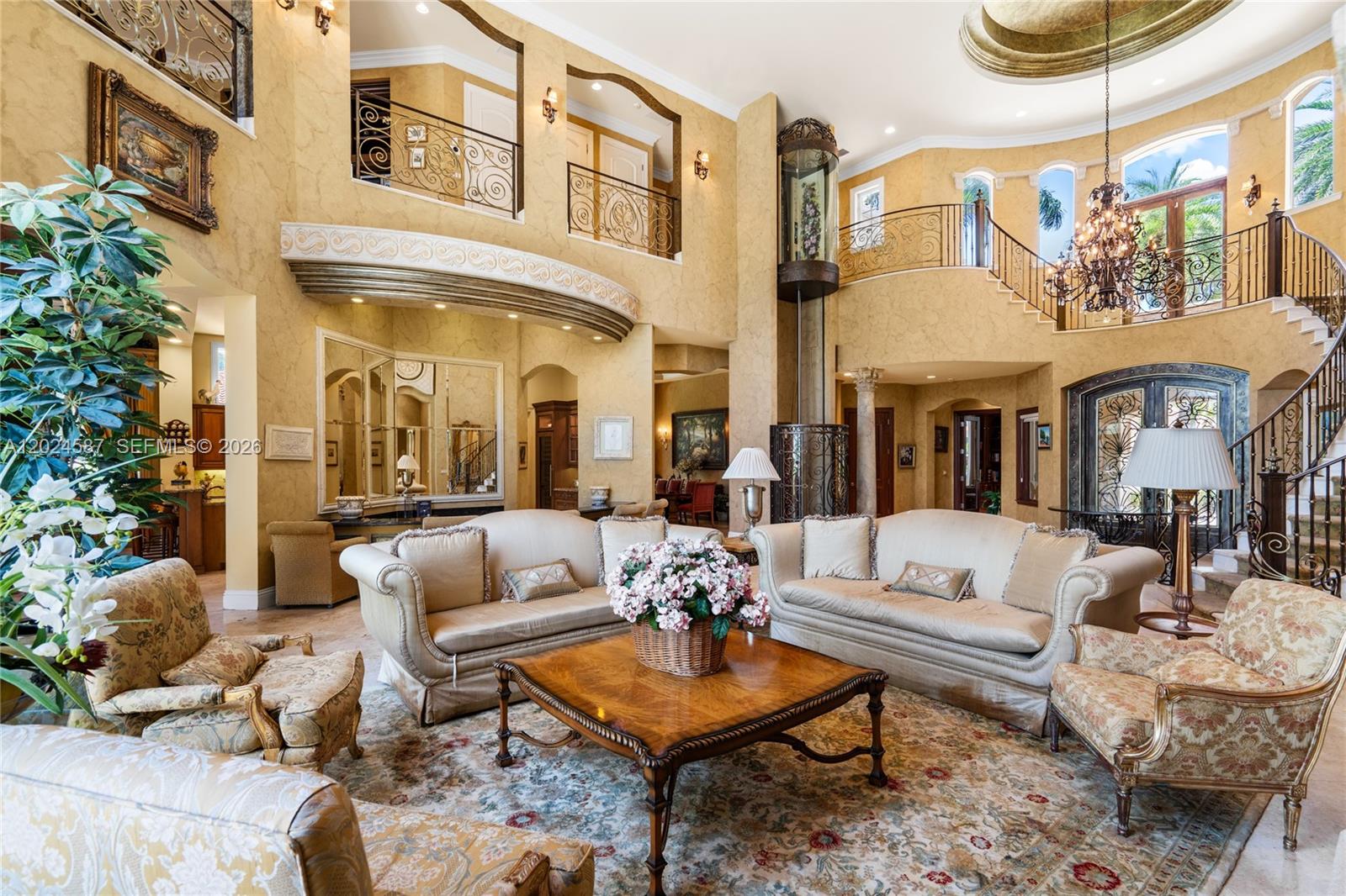 832 Harbour Isle Place