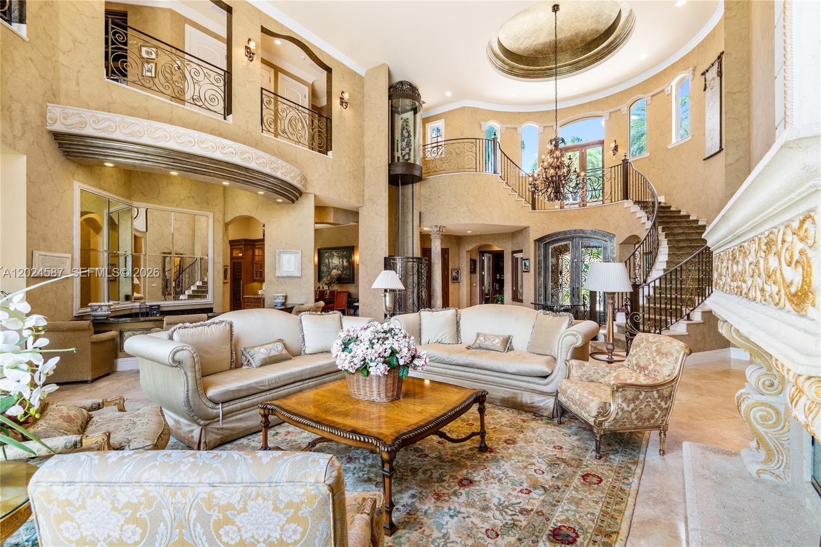 832 Harbour Isle Place