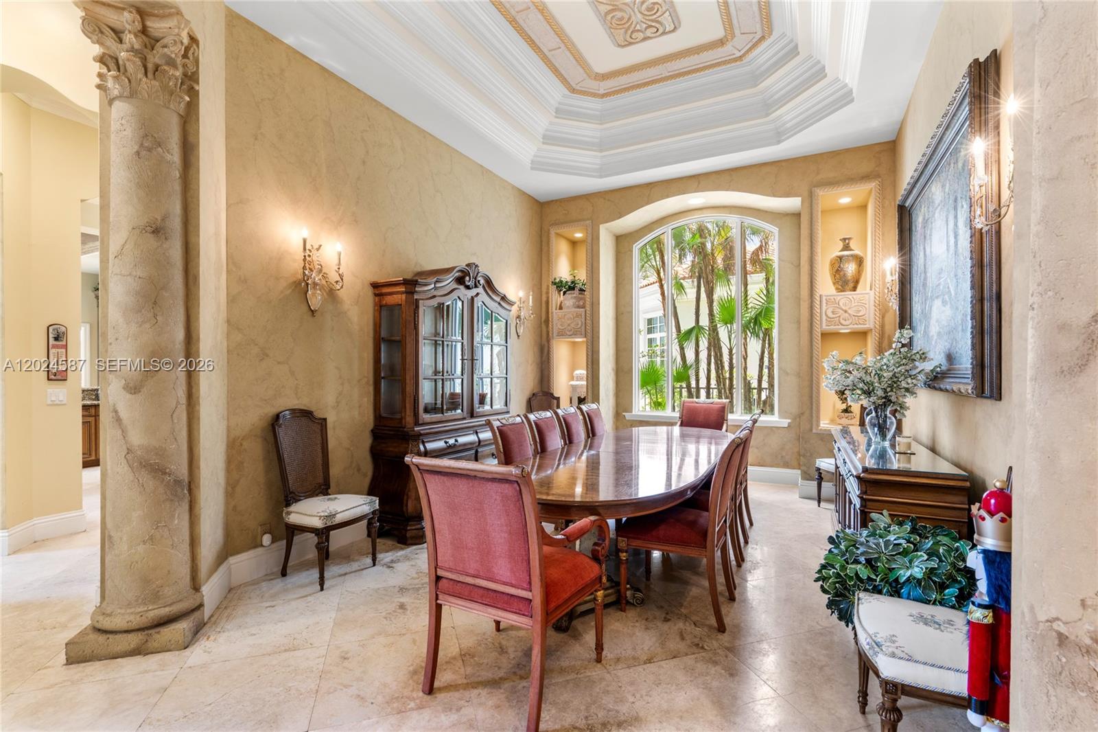 832 Harbour Isle Place