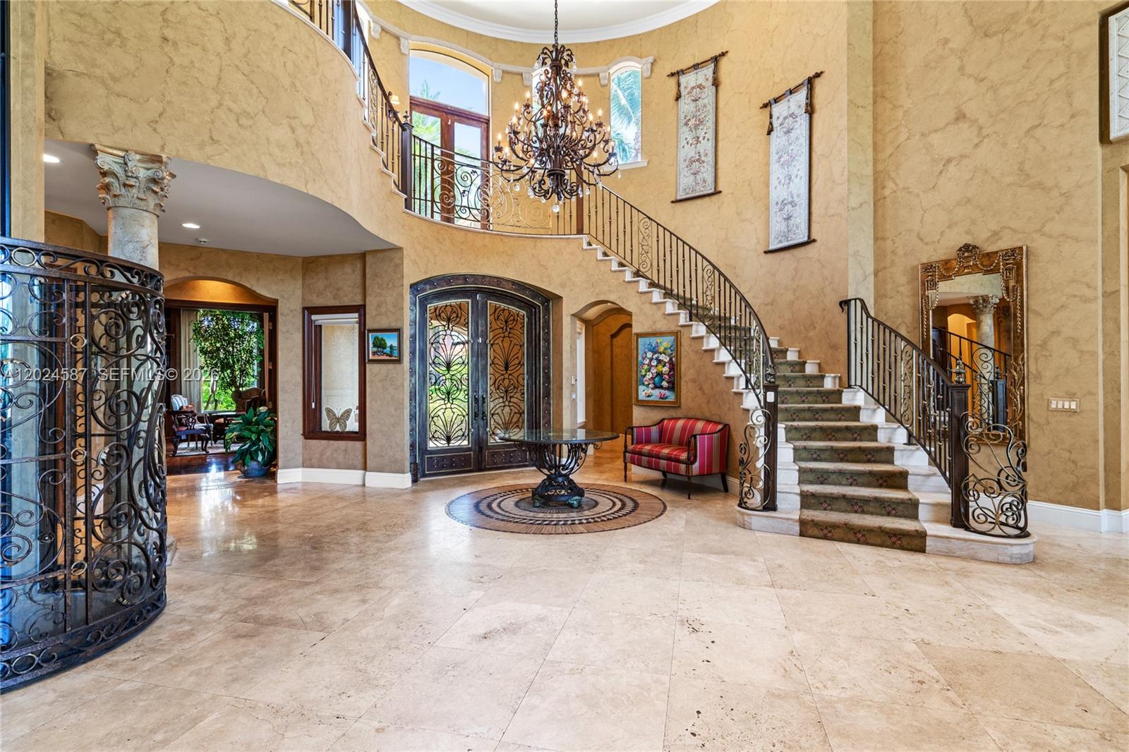 832 Harbour Isle Place