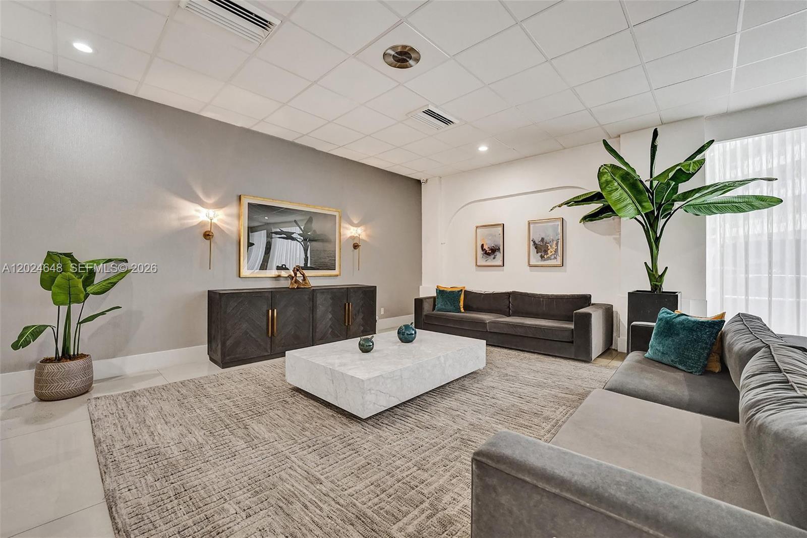 3140 S Ocean Dr # 1705