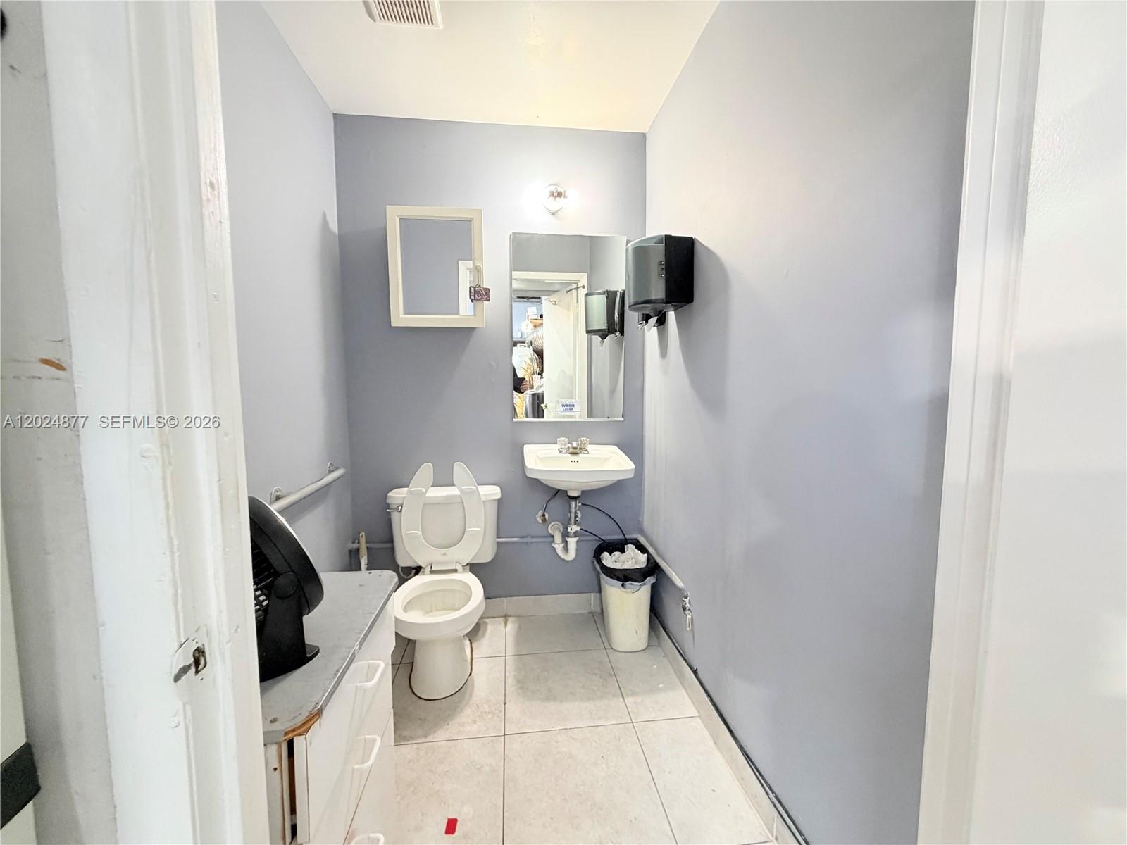 23133 Sandalfoot Plaza Dr