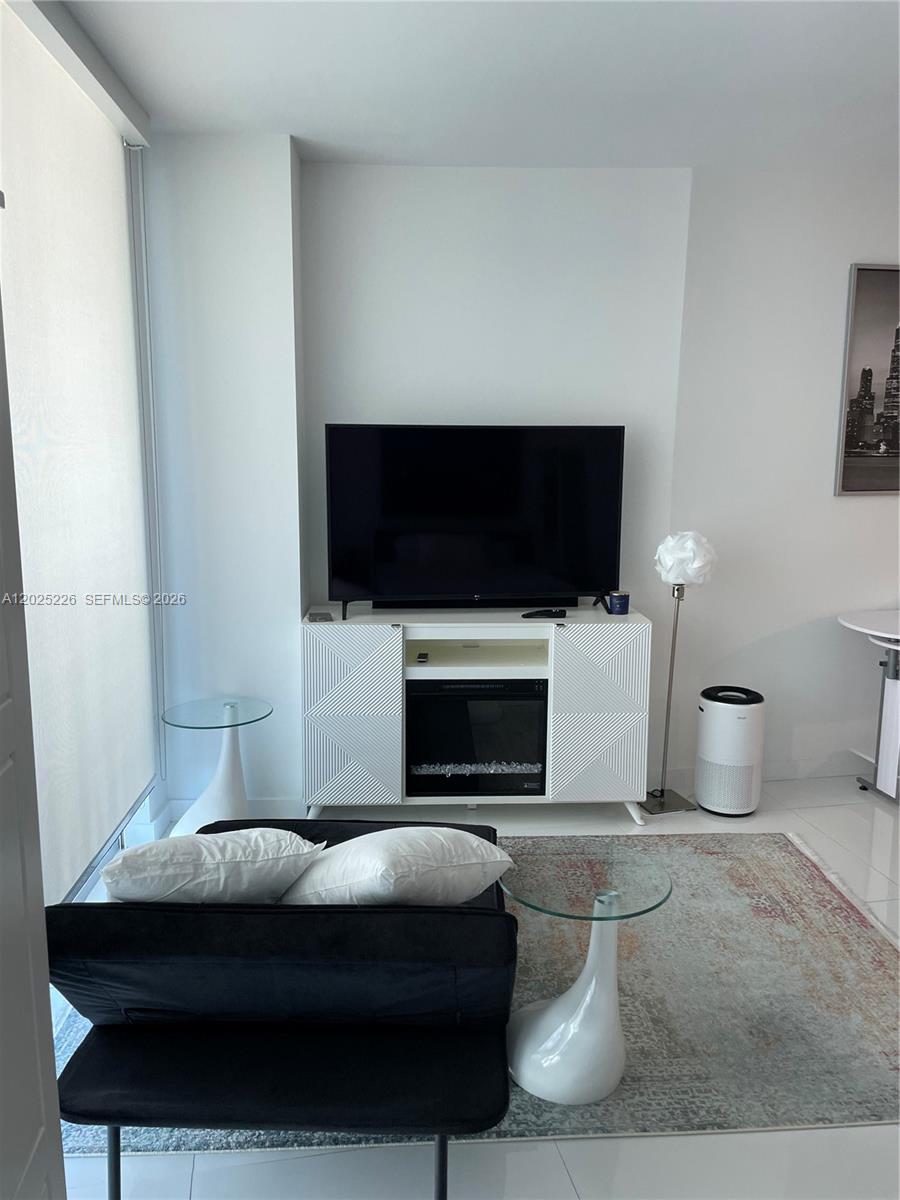 1100 S MIAMI AVE Unit: 3306