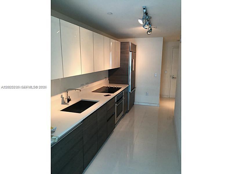 1100 S MIAMI AVE Unit: 3306