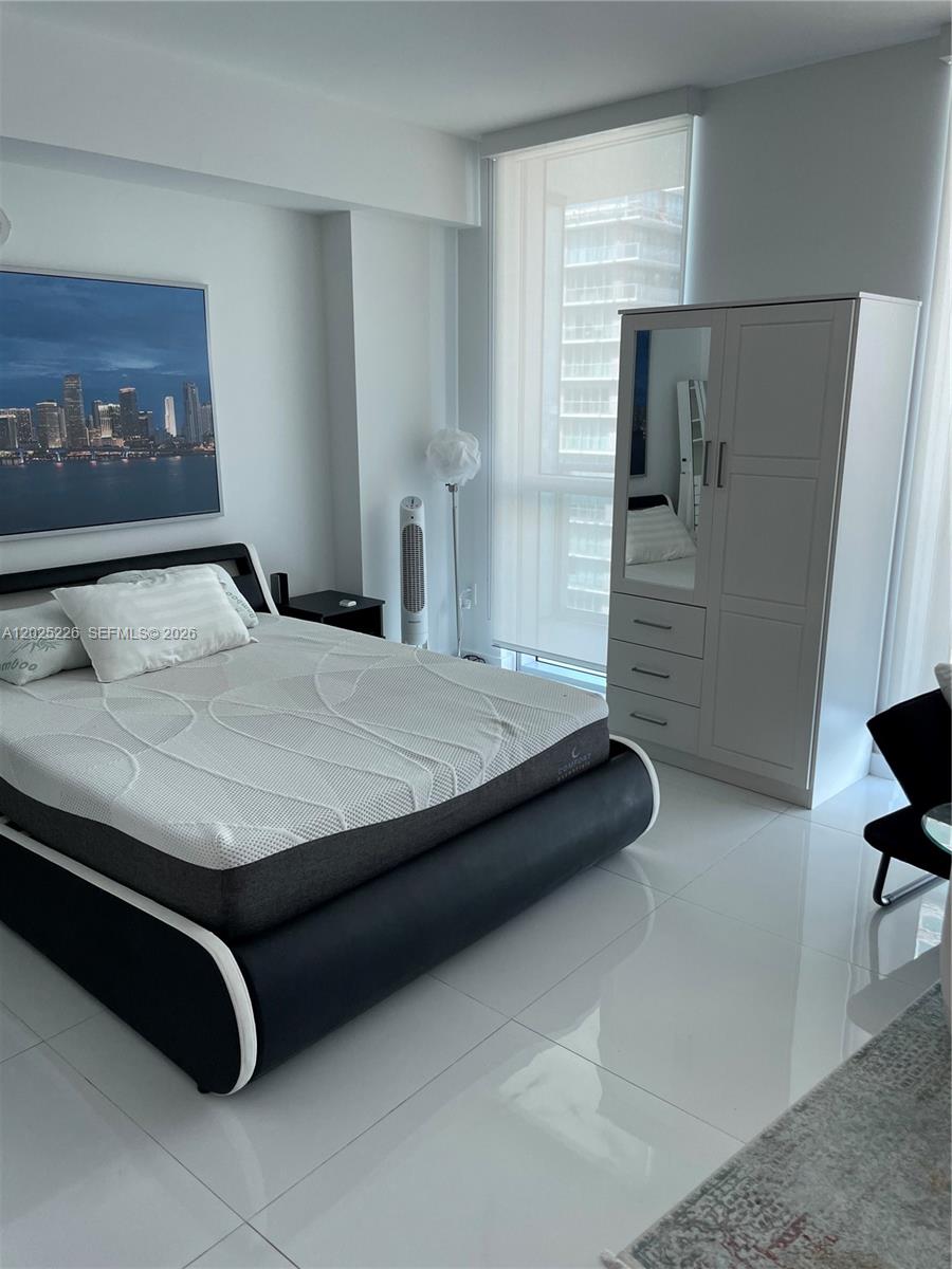 1100 S MIAMI AVE Unit: 3306