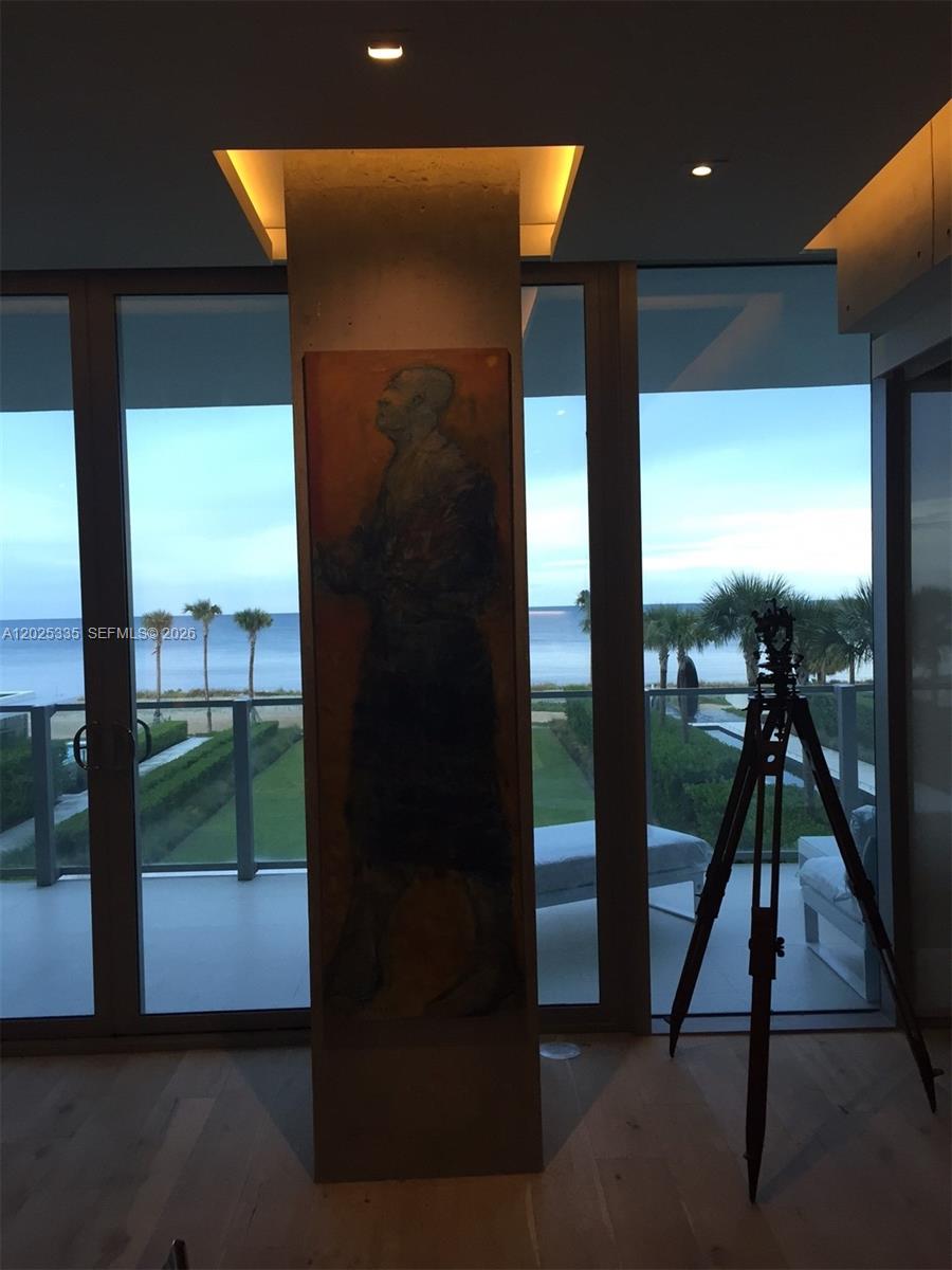 350 OCEAN DR # 304N