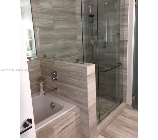 350 OCEAN DR # 304N