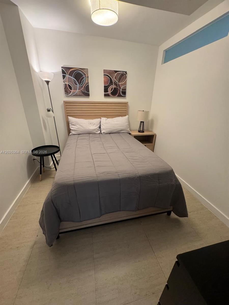 4001 S Ocean Dr # 3P