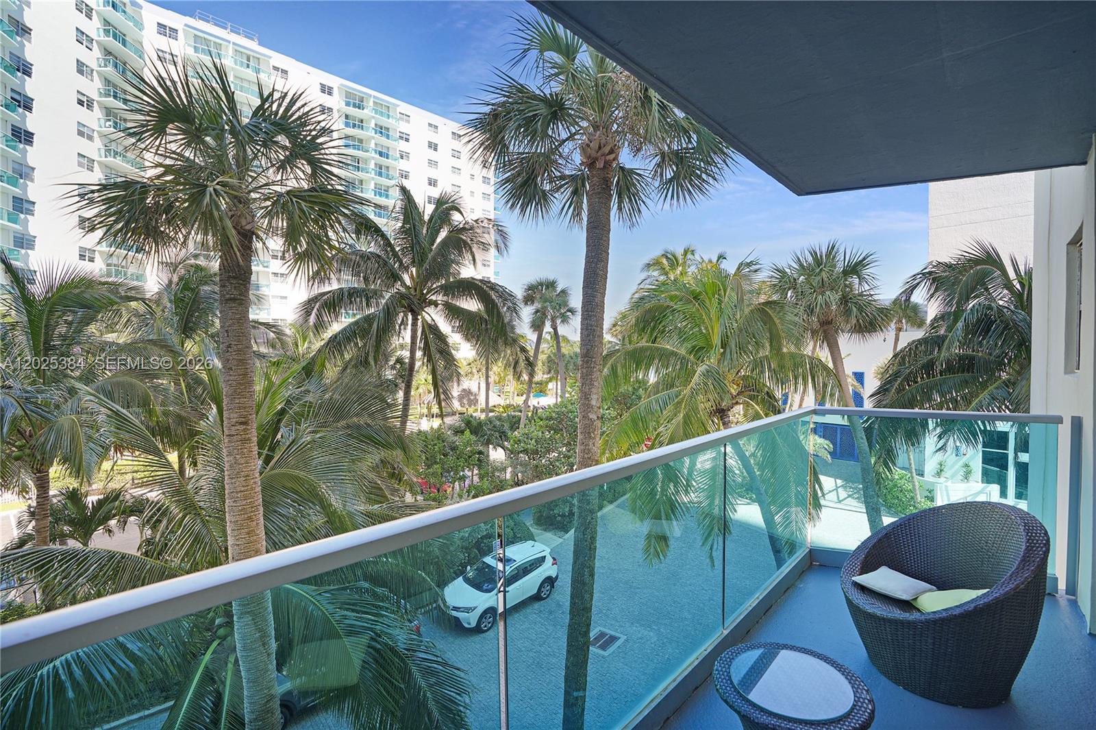 4001 S Ocean Dr # 3P