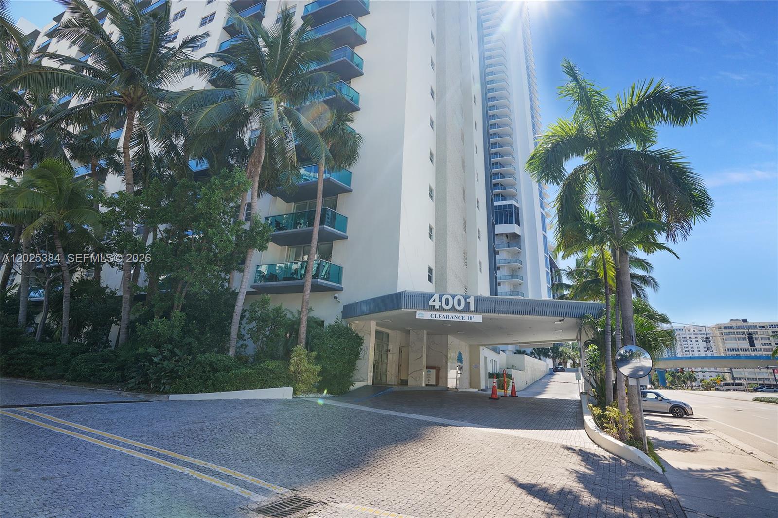 4001 S Ocean Dr # 3P
