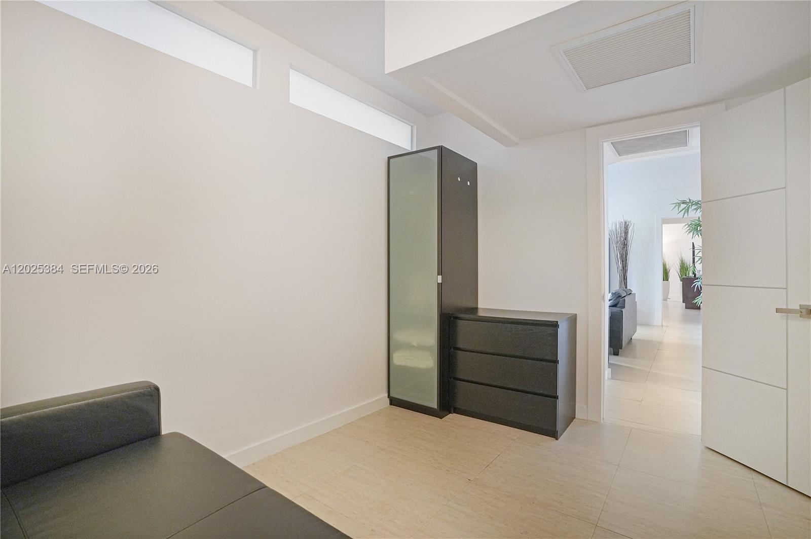 4001 S Ocean Dr # 3P