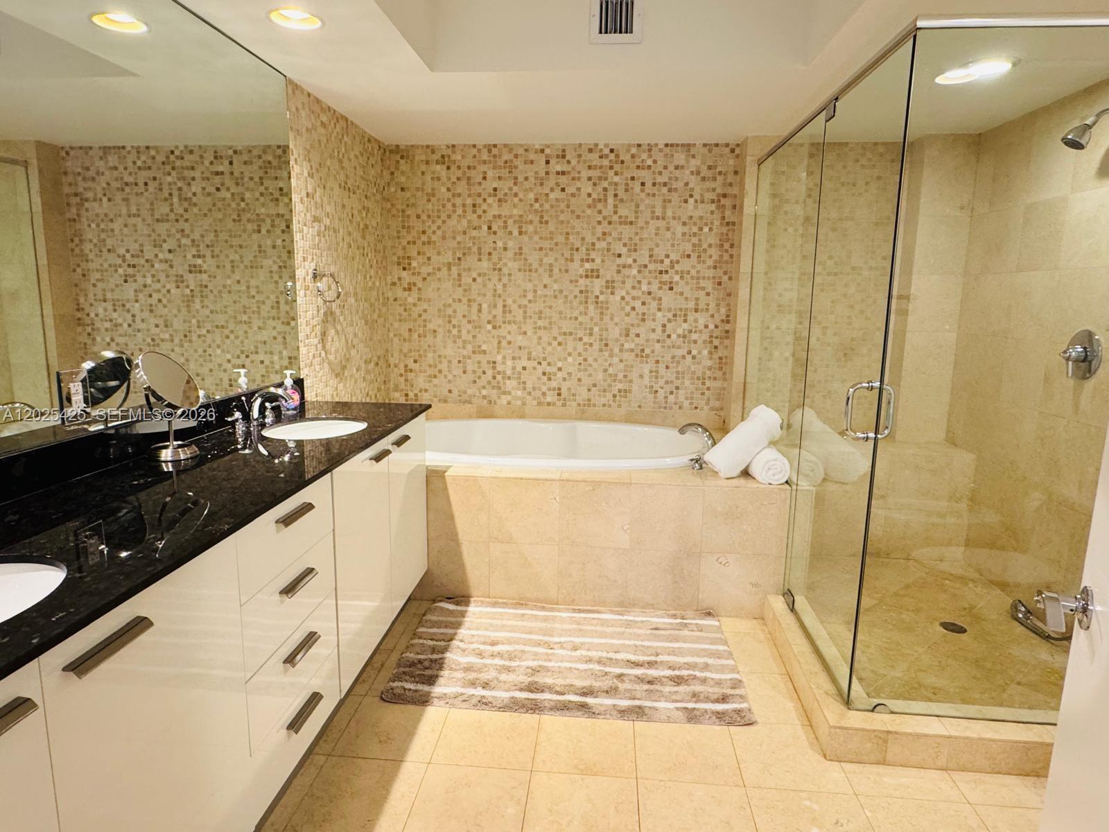 1830 S Ocean Drive # 1404