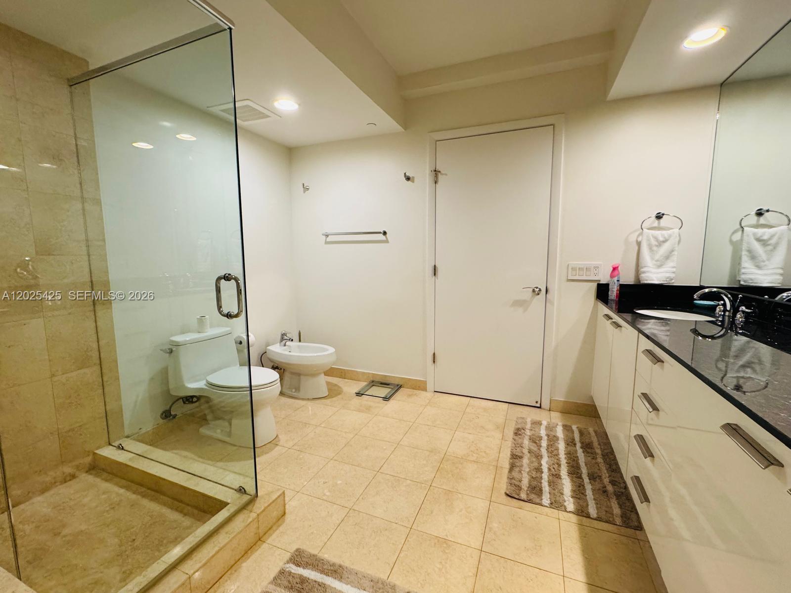 1830 S Ocean Drive # 1404