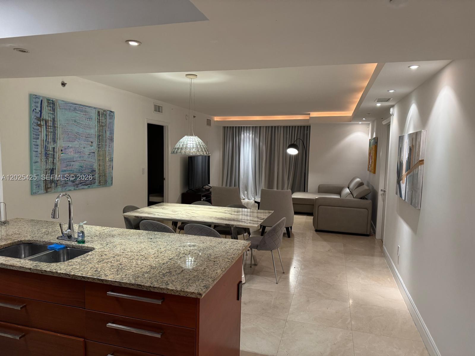 1830 S Ocean Drive # 1404