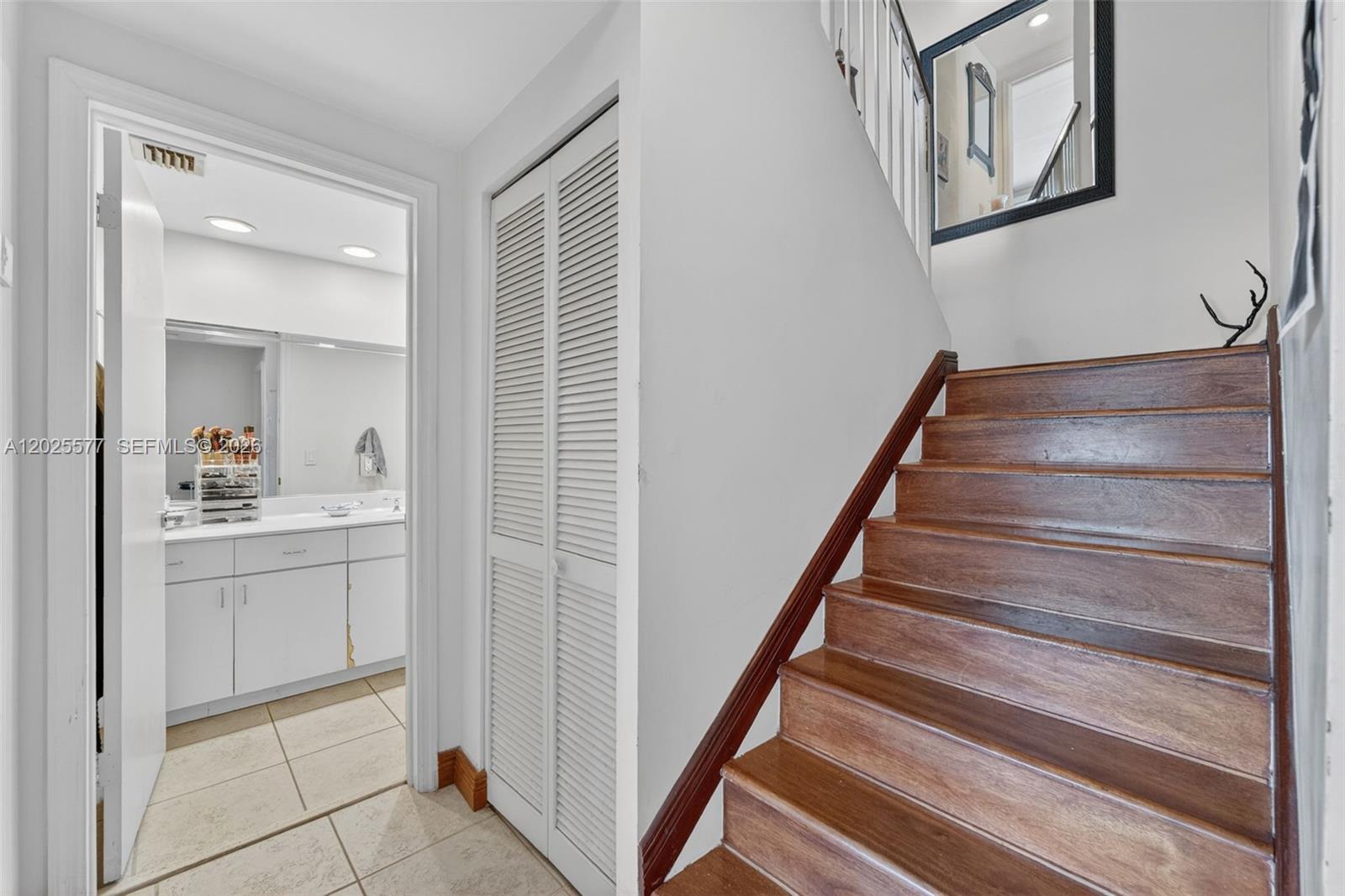 50 Ocean Lane Dr Unit: PH601