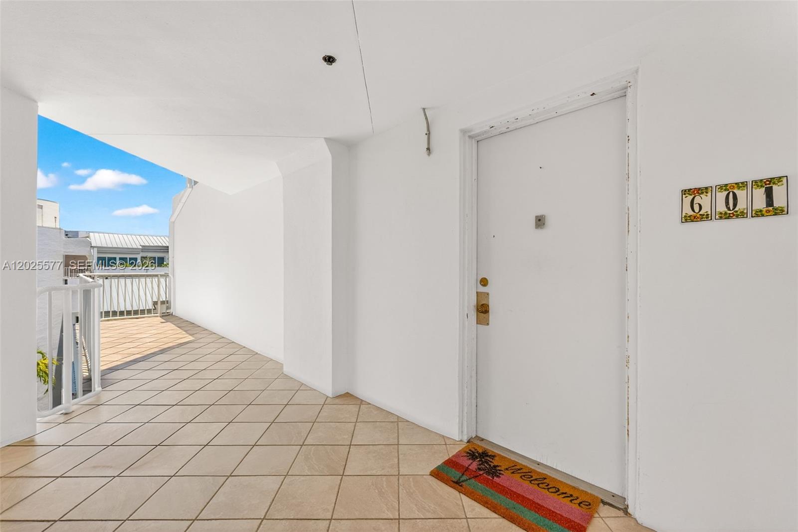 50 Ocean Lane Dr Unit: PH601