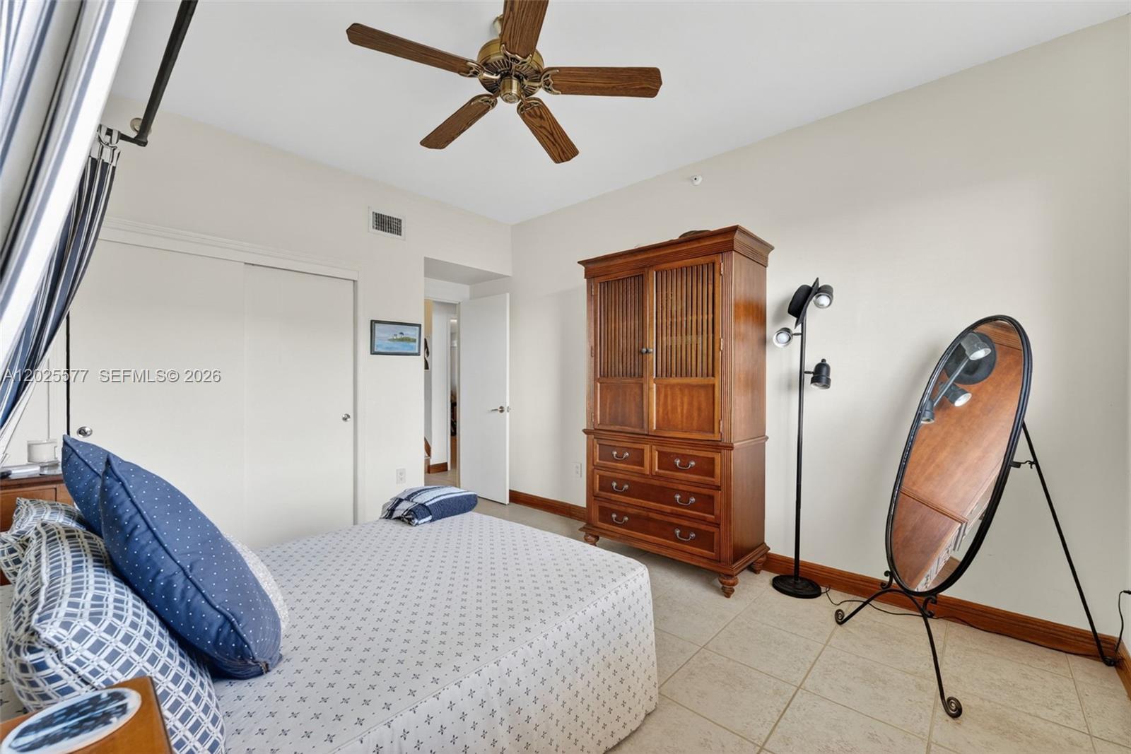 50 Ocean Lane Dr Unit: PH601