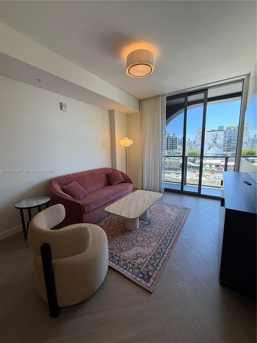 2700 NW 2nd ave # 416