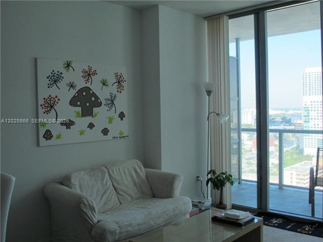 79 SW 12 ST Unit: 2911-S