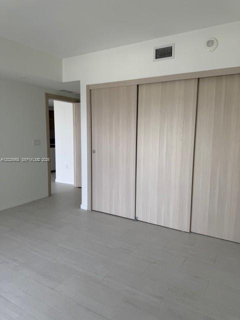 1000 Brickell Plz # 2104