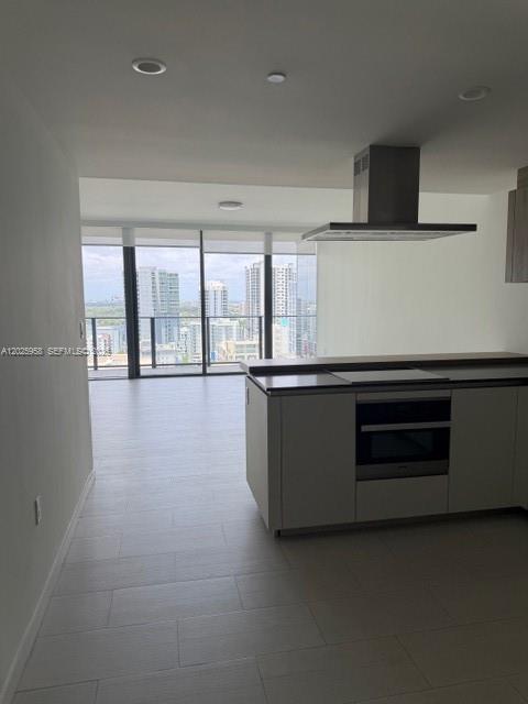 1000 Brickell Plz # 2104