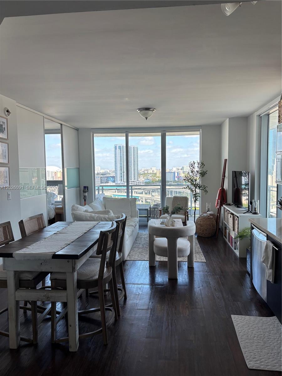 90 SW 3rd St # 1705