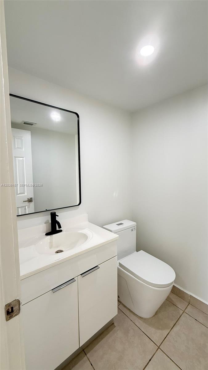 8775 Park Blvd # 104