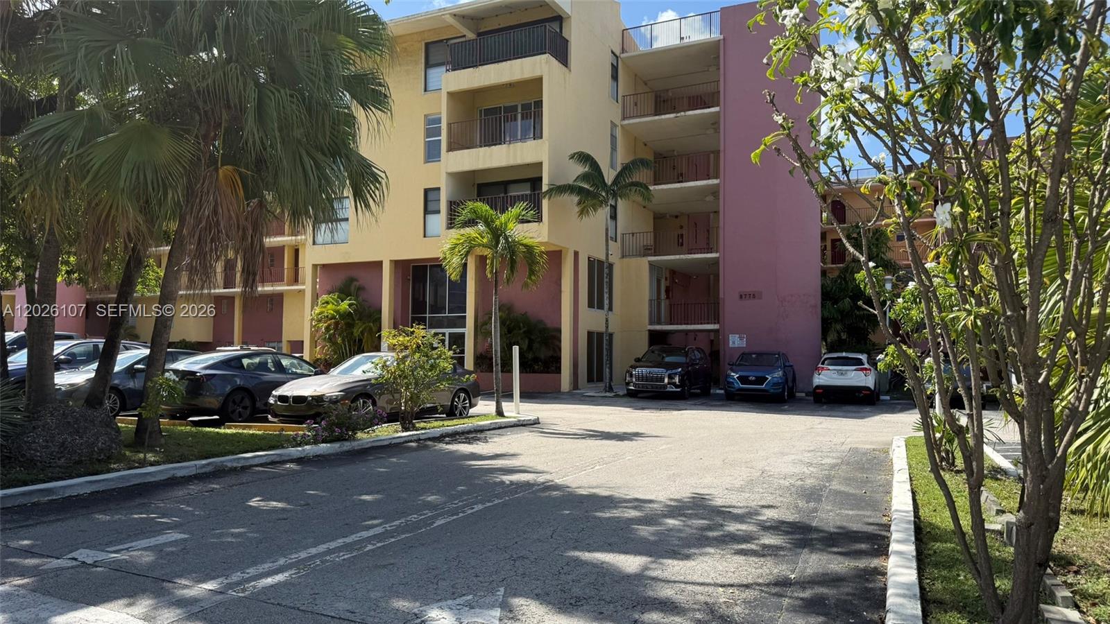 8775 Park Blvd # 104
