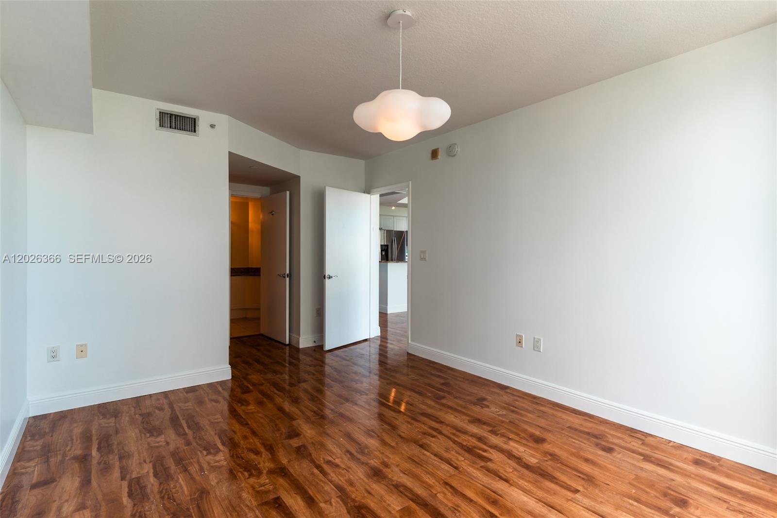 19501 W Country Club Dr # 1603
